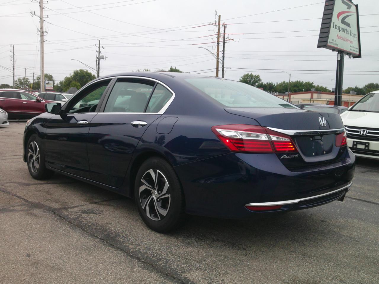 Honda Accord LX Sedan CVT 2016