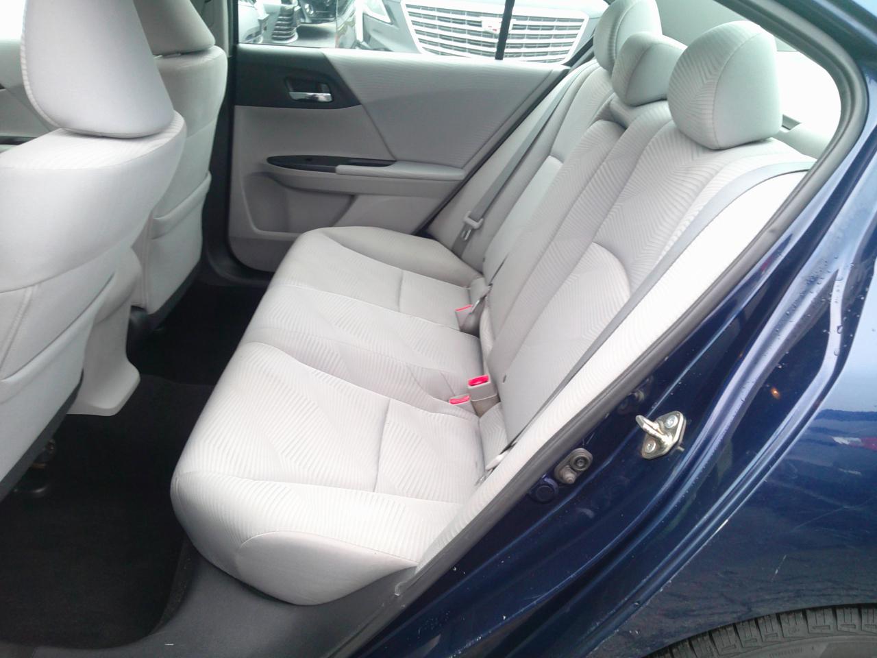 Honda Accord LX Sedan CVT 2016