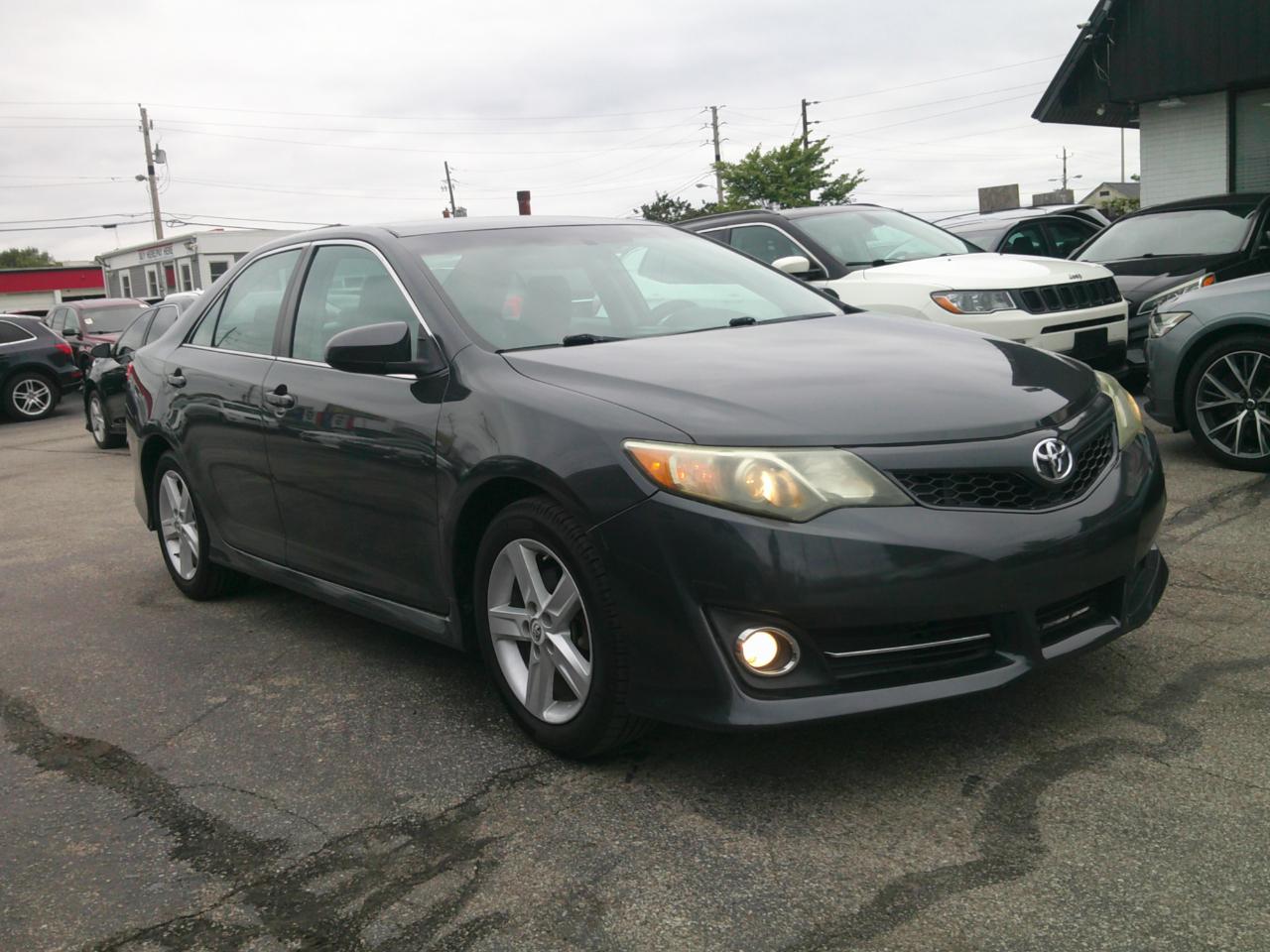 Toyota Camry SE 2013