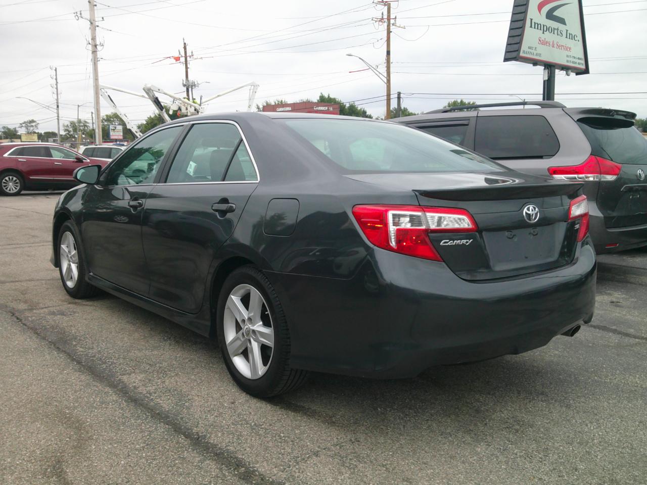 Toyota Camry SE 2013