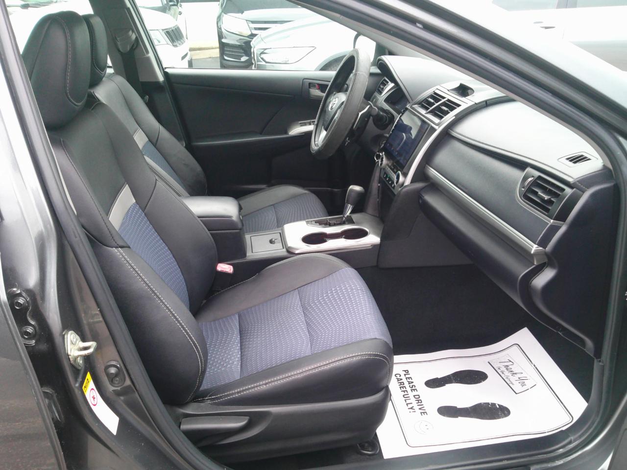 Toyota Camry SE 2013