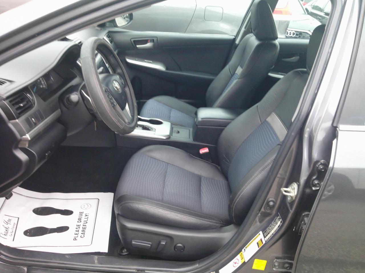 Toyota Camry SE 2013