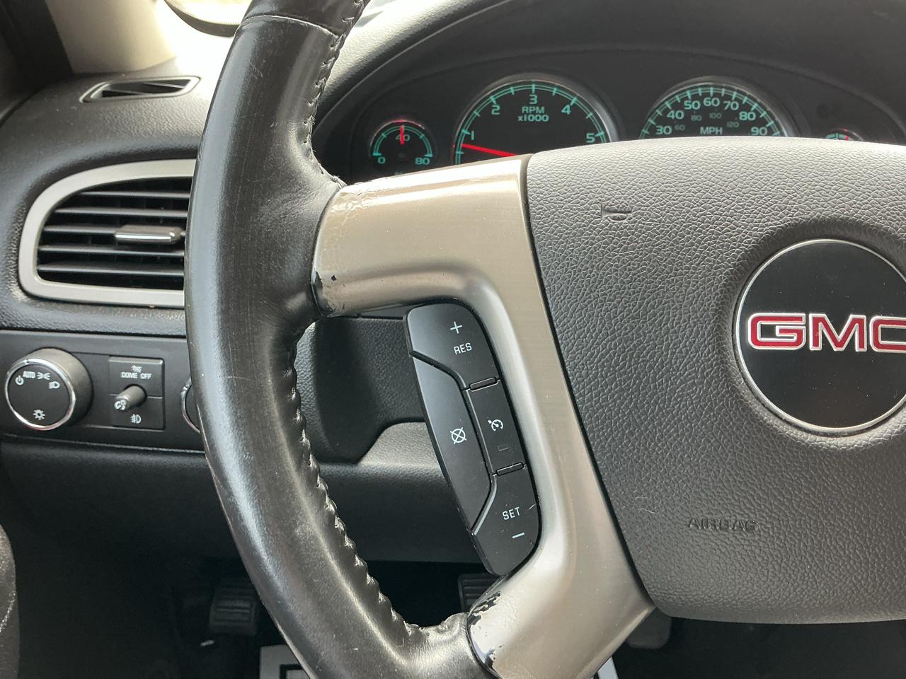 GMC Sierra 1500 SLT Crew Cab 4WD 2013