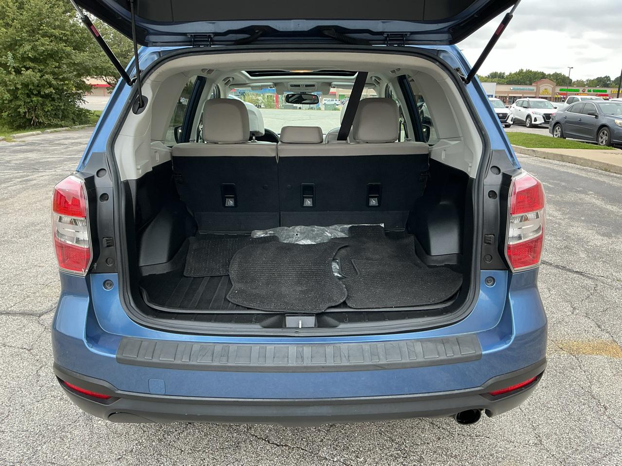 Subaru Forester 2.5i Touring 2015