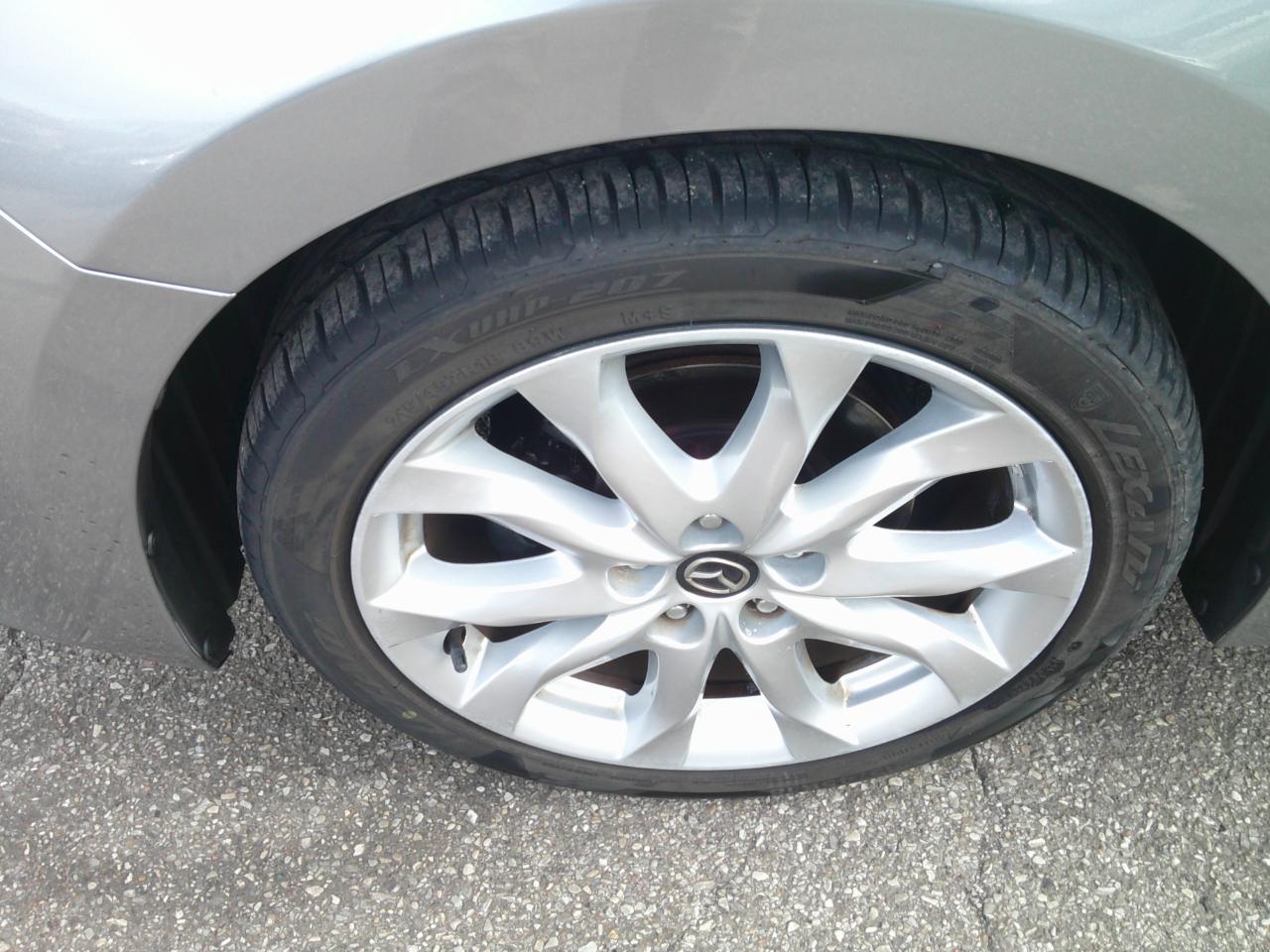 Mazda MAZDA3 s Grand Touring AT 4-Door 2015