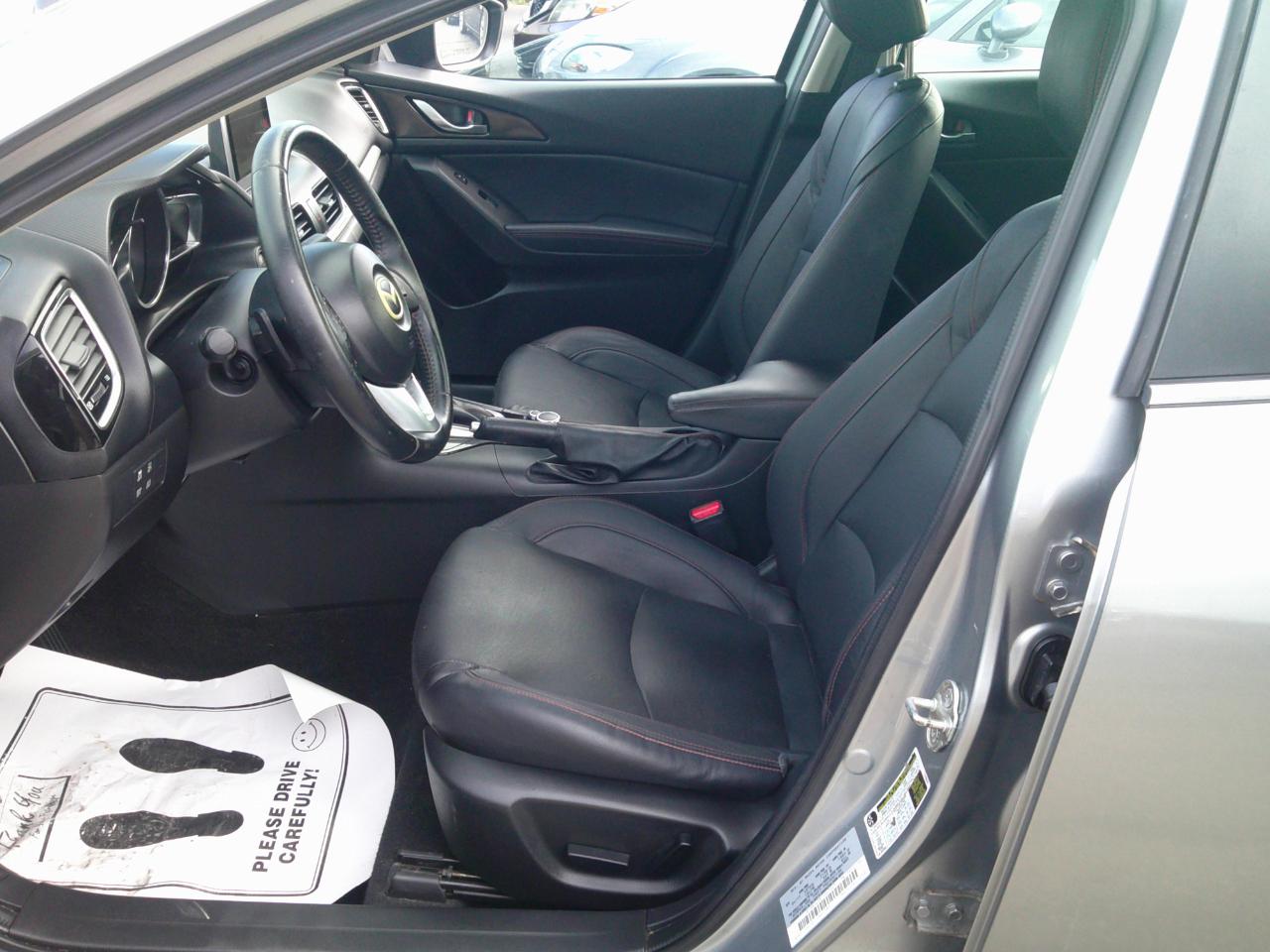 Mazda MAZDA3 s Grand Touring AT 4-Door 2015