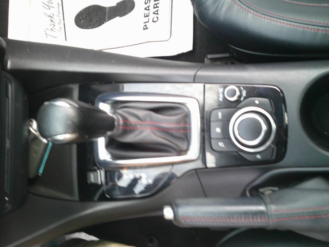 Mazda MAZDA3 s Grand Touring AT 4-Door 2015