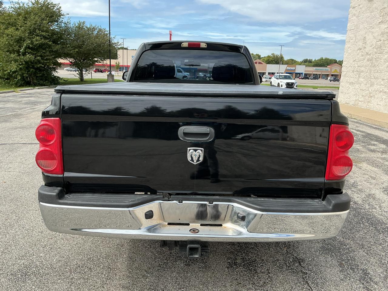 Dodge Dakota SLT Club Cab 4WD 2005