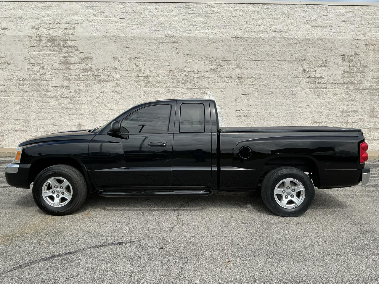 Dodge Dakota SLT Club Cab 4WD 2005