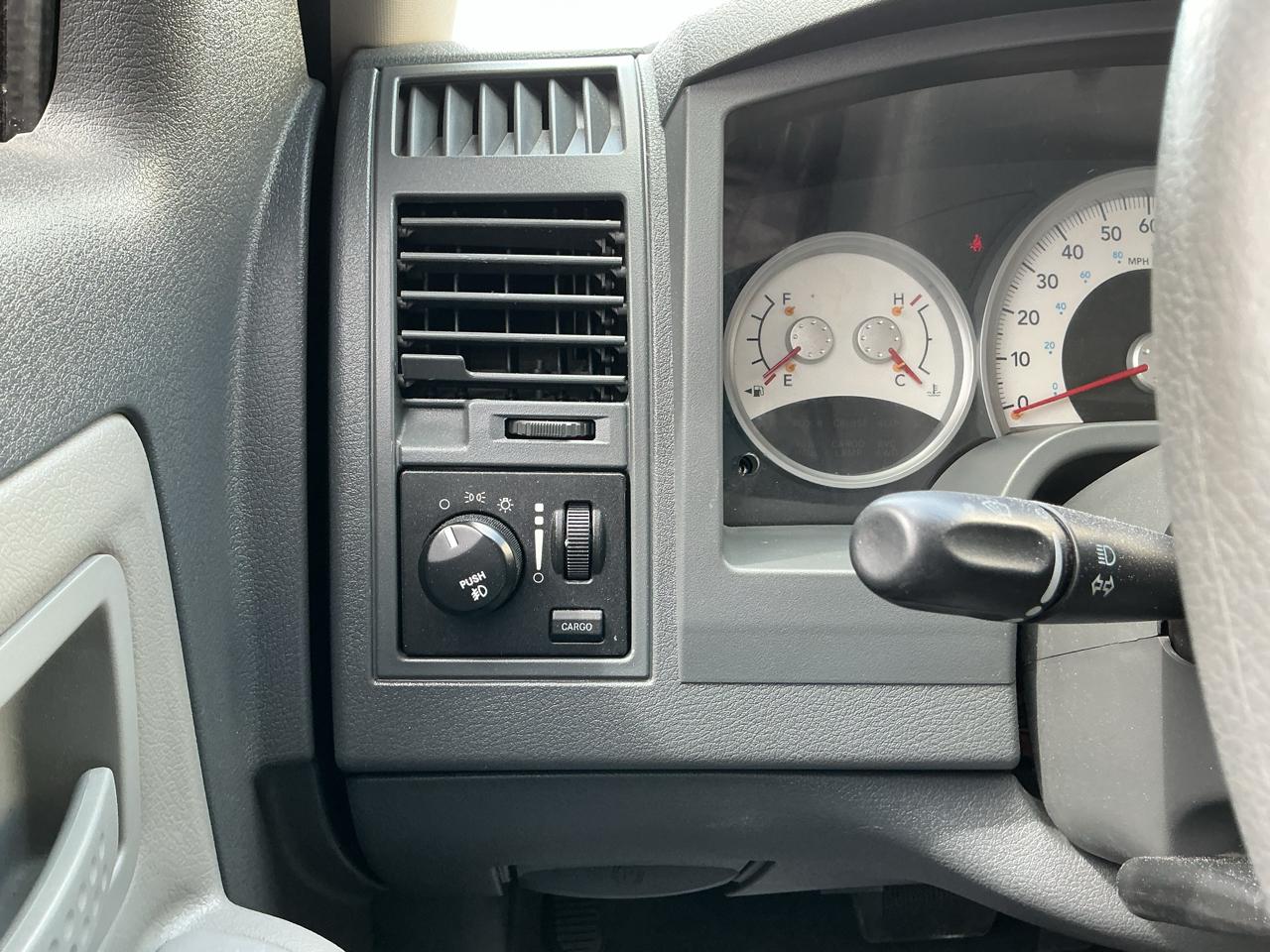 Dodge Dakota SLT Club Cab 4WD 2005