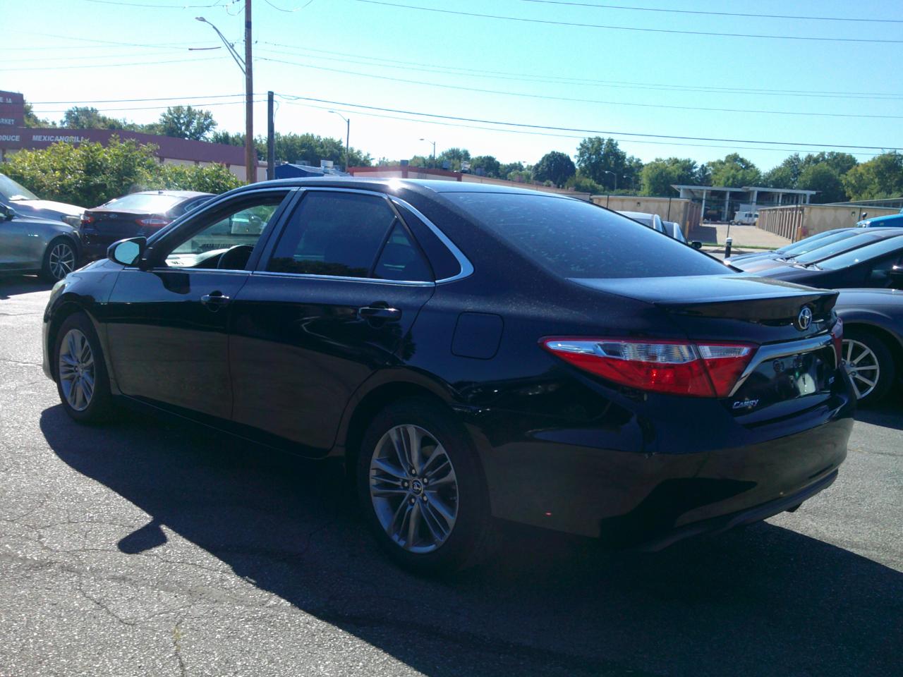 Toyota Camry SE 2015