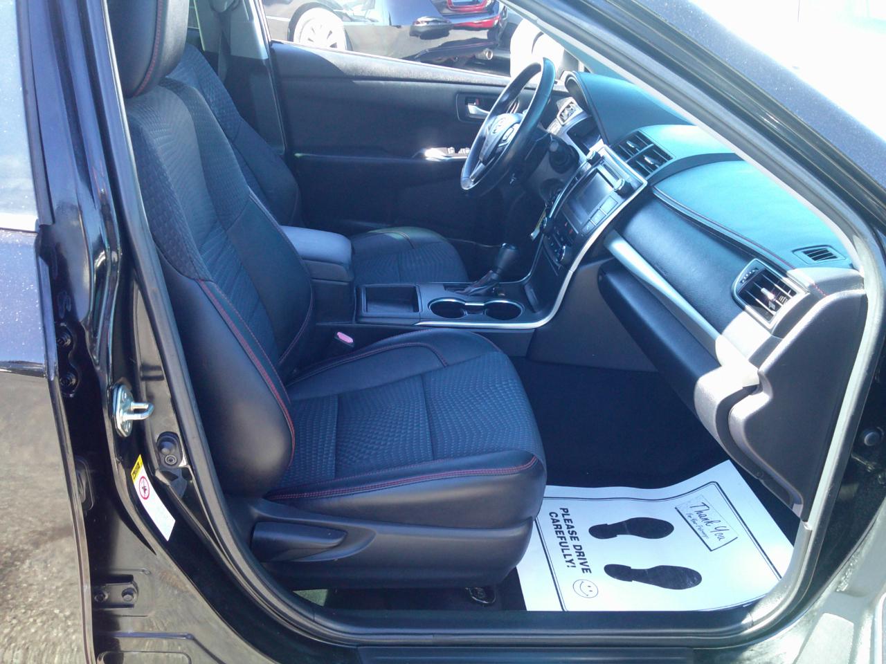 Toyota Camry SE 2015