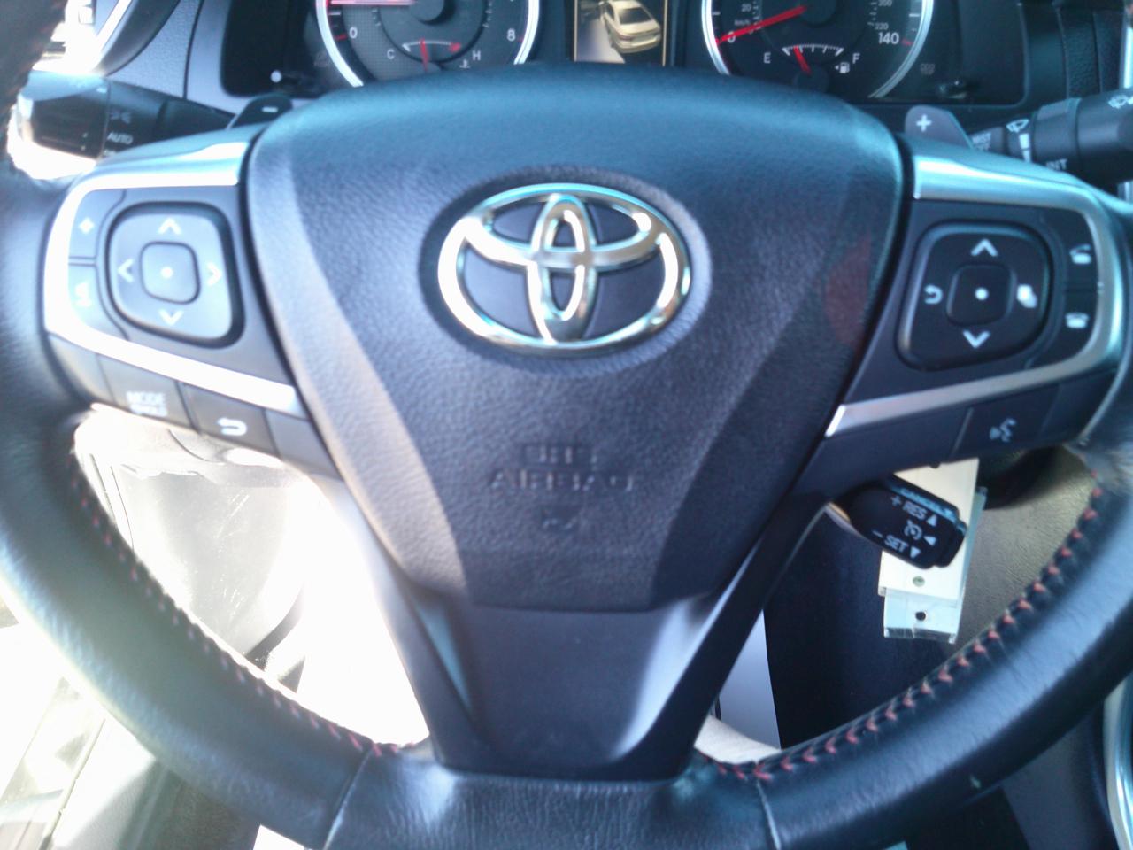 Toyota Camry SE 2015