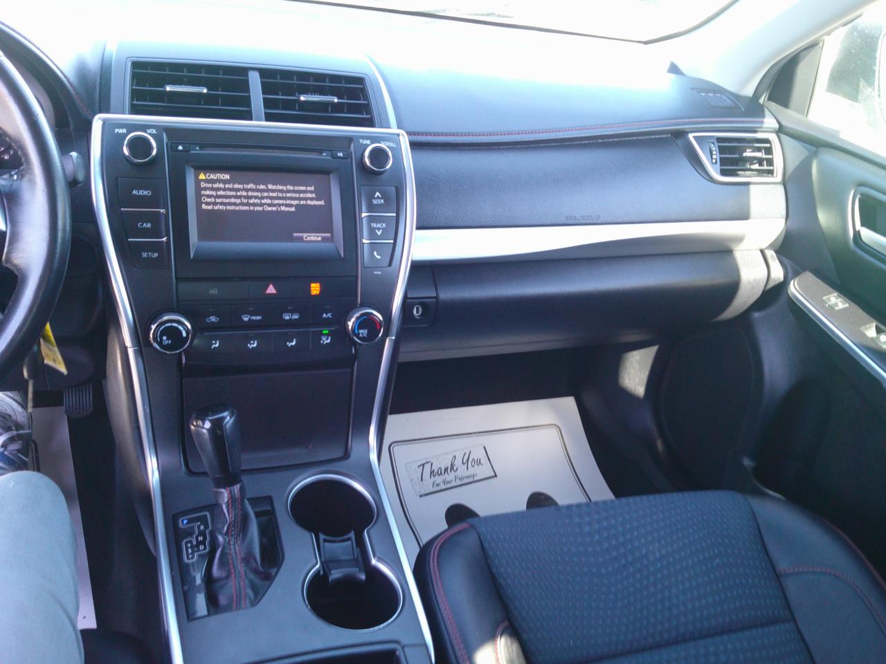 Toyota Camry SE 2015