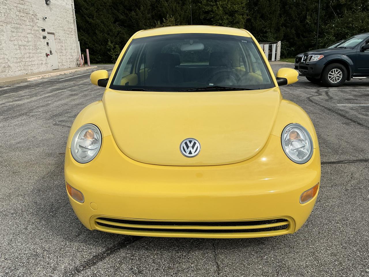 Volkswagen New Beetle GL 2.0L 2004