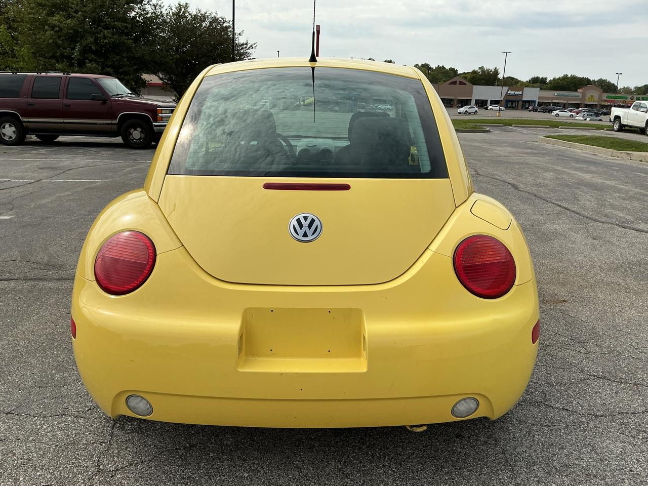 Volkswagen New Beetle GL 2.0L 2004