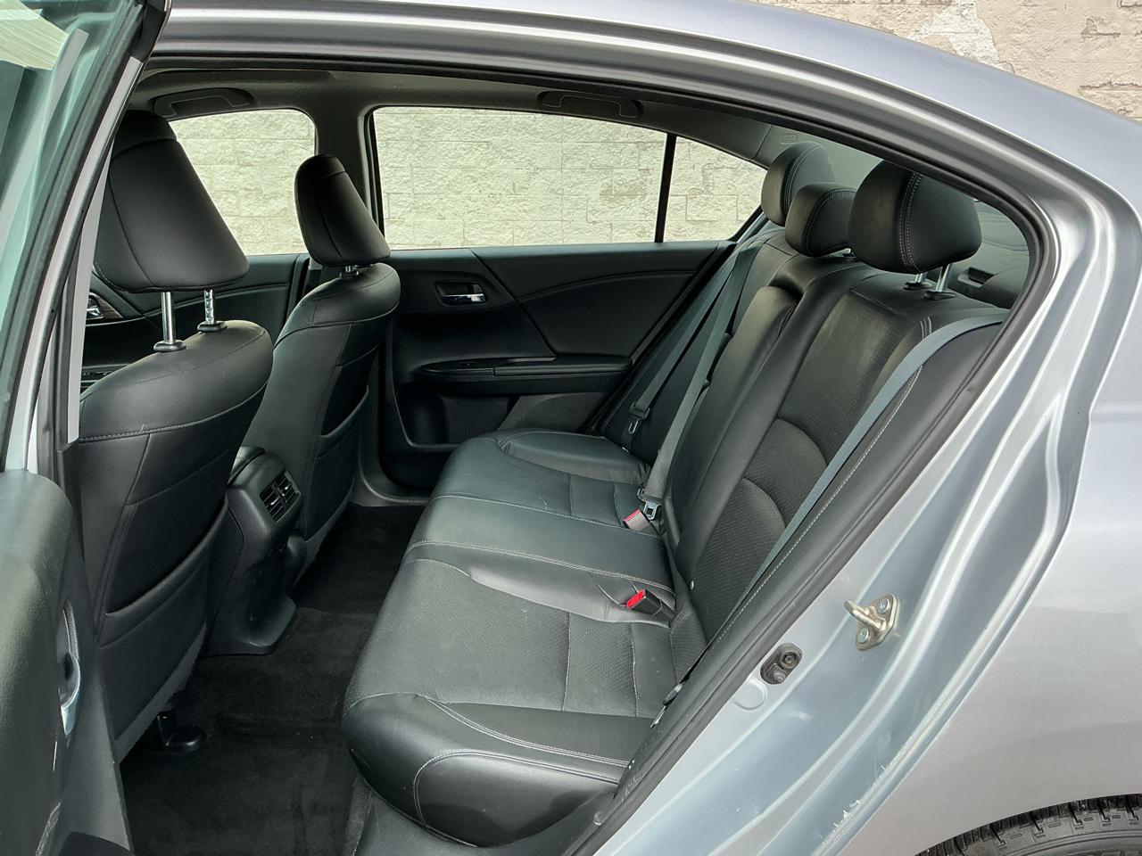 Honda Accord EX-L Sedan V6 CVT w/ Honda Sensing 6-Spd AT 2016