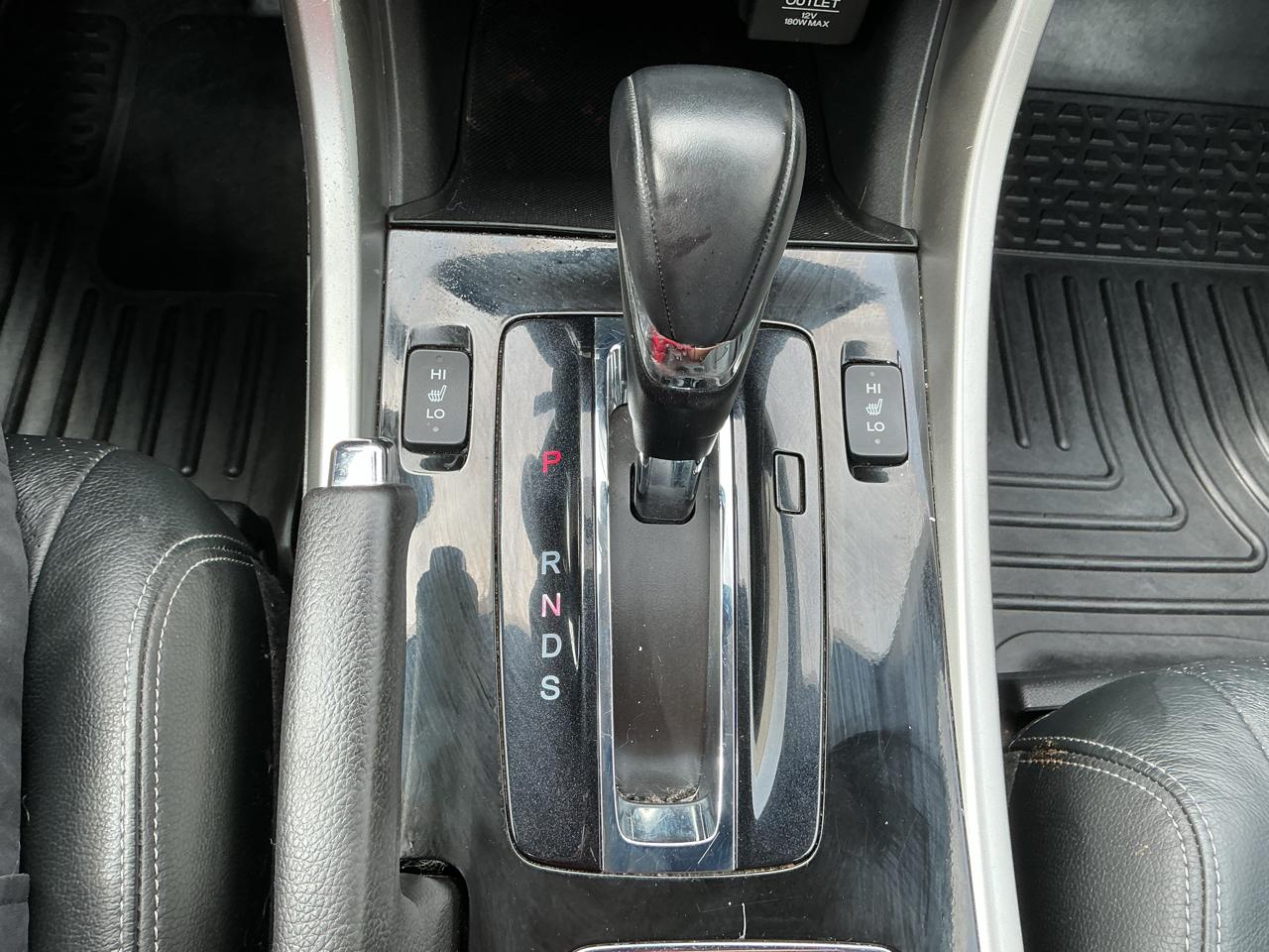 Honda Accord EX-L Sedan V6 CVT w/ Honda Sensing 6-Spd AT 2016