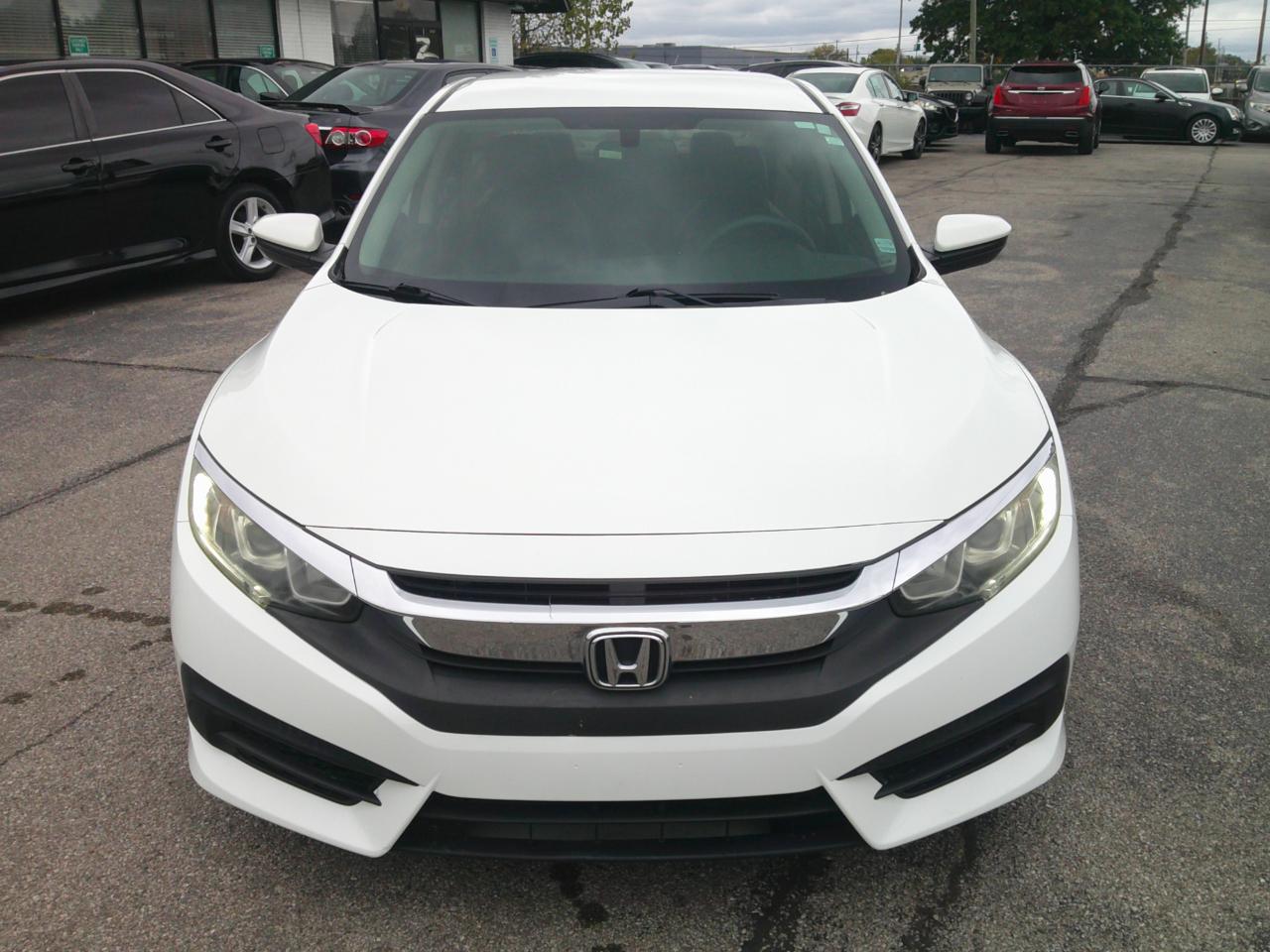 Honda Civic LX Sedan CVT 2016