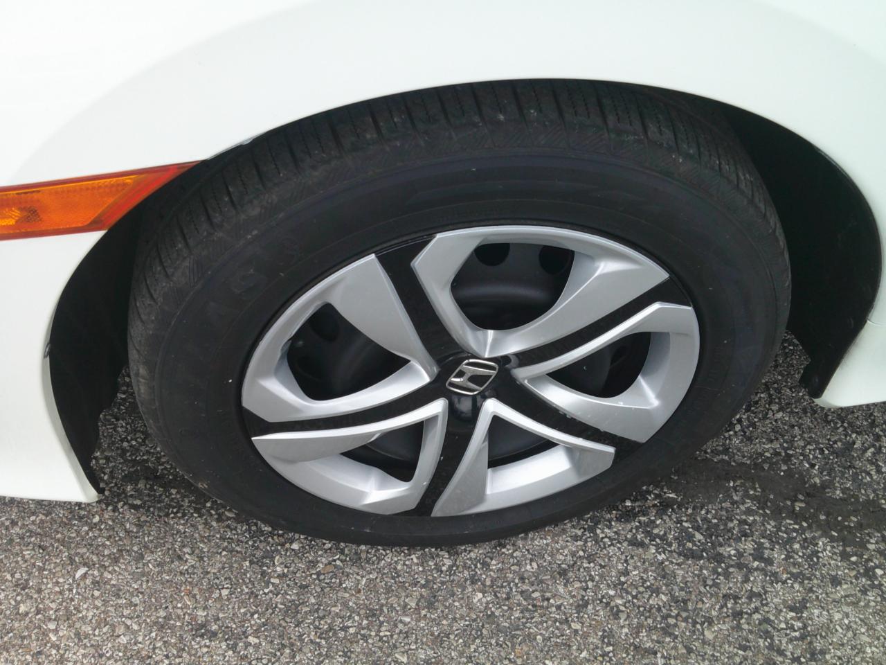 Honda Civic LX Sedan CVT 2016