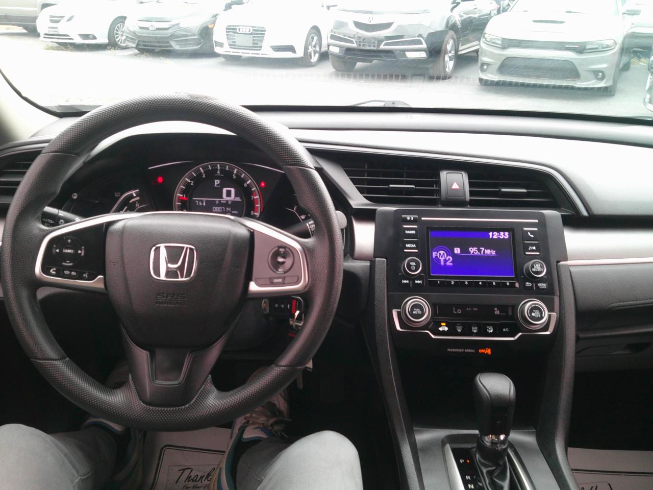 Honda Civic LX Sedan CVT 2016