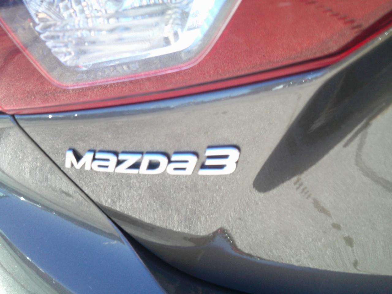Mazda MAZDA3 i Touring AT 4-Door 2014