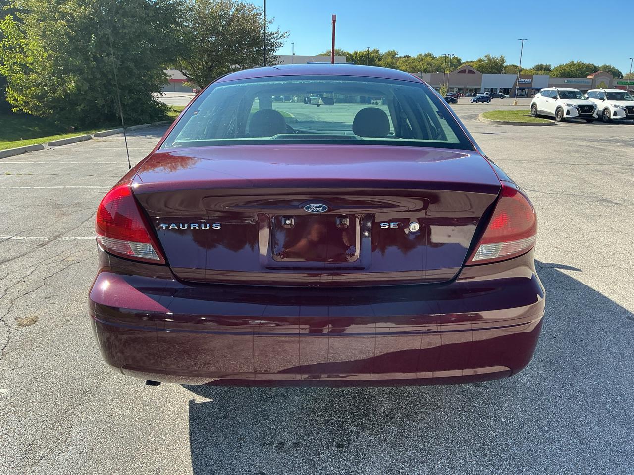 Ford Taurus SE 2007