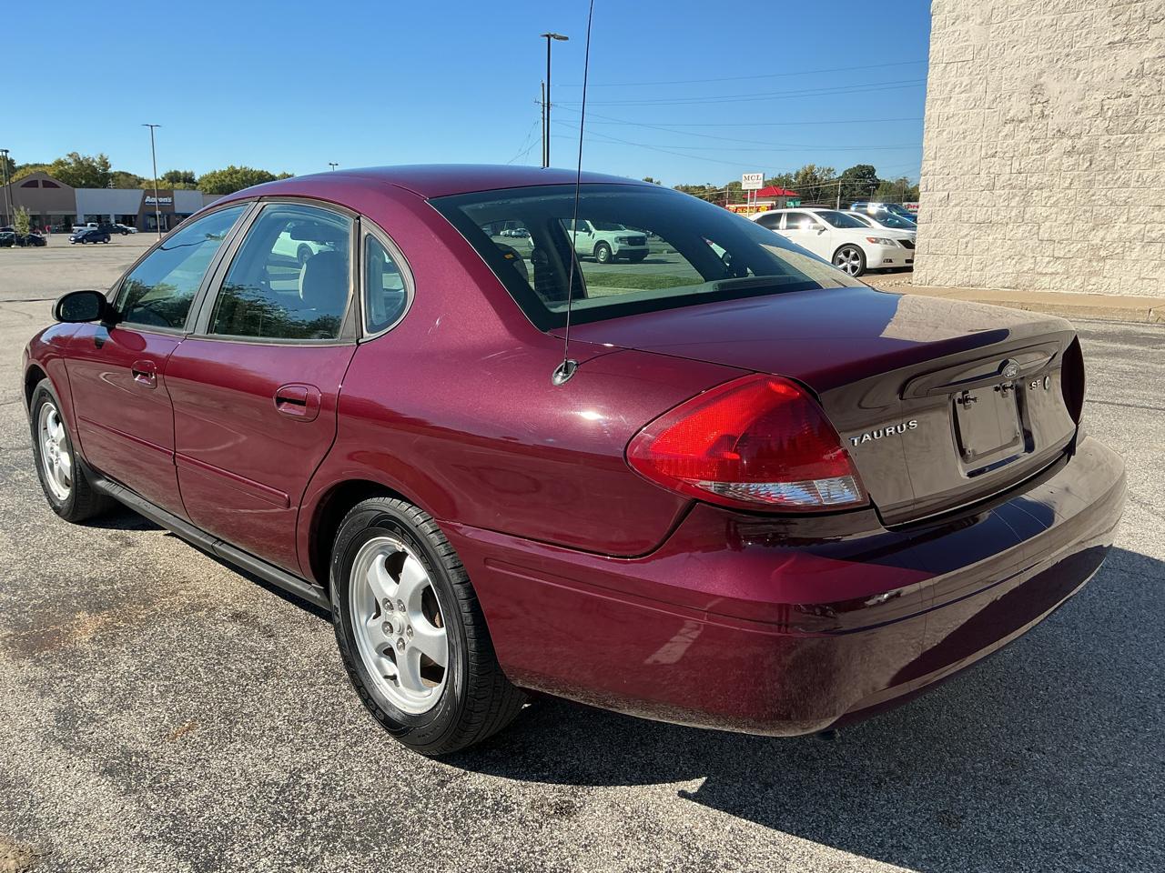 Ford Taurus SE 2007