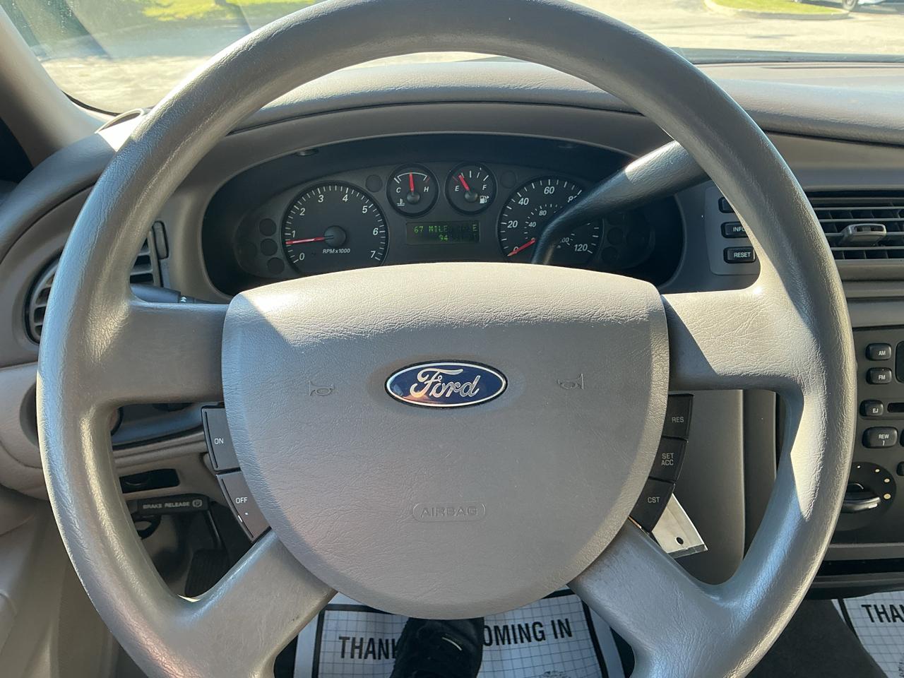 Ford Taurus SE 2007