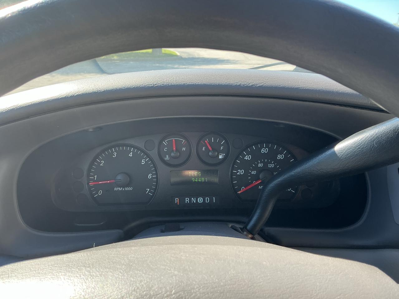 Ford Taurus SE 2007