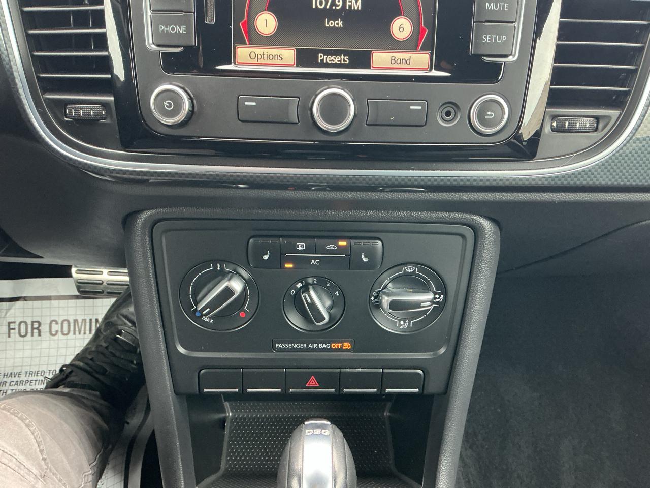Volkswagen Beetle 2.0T Turbo 2012
