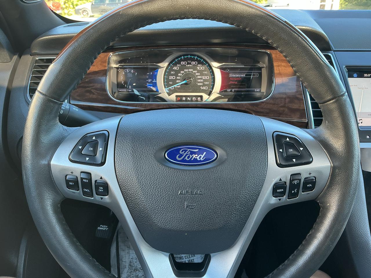 Ford Taurus Limited AWD 2017