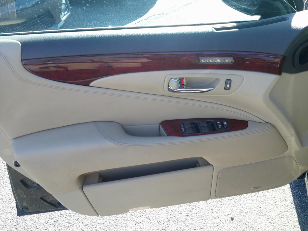 Lexus LS 460 L Luxury Sedan 2008