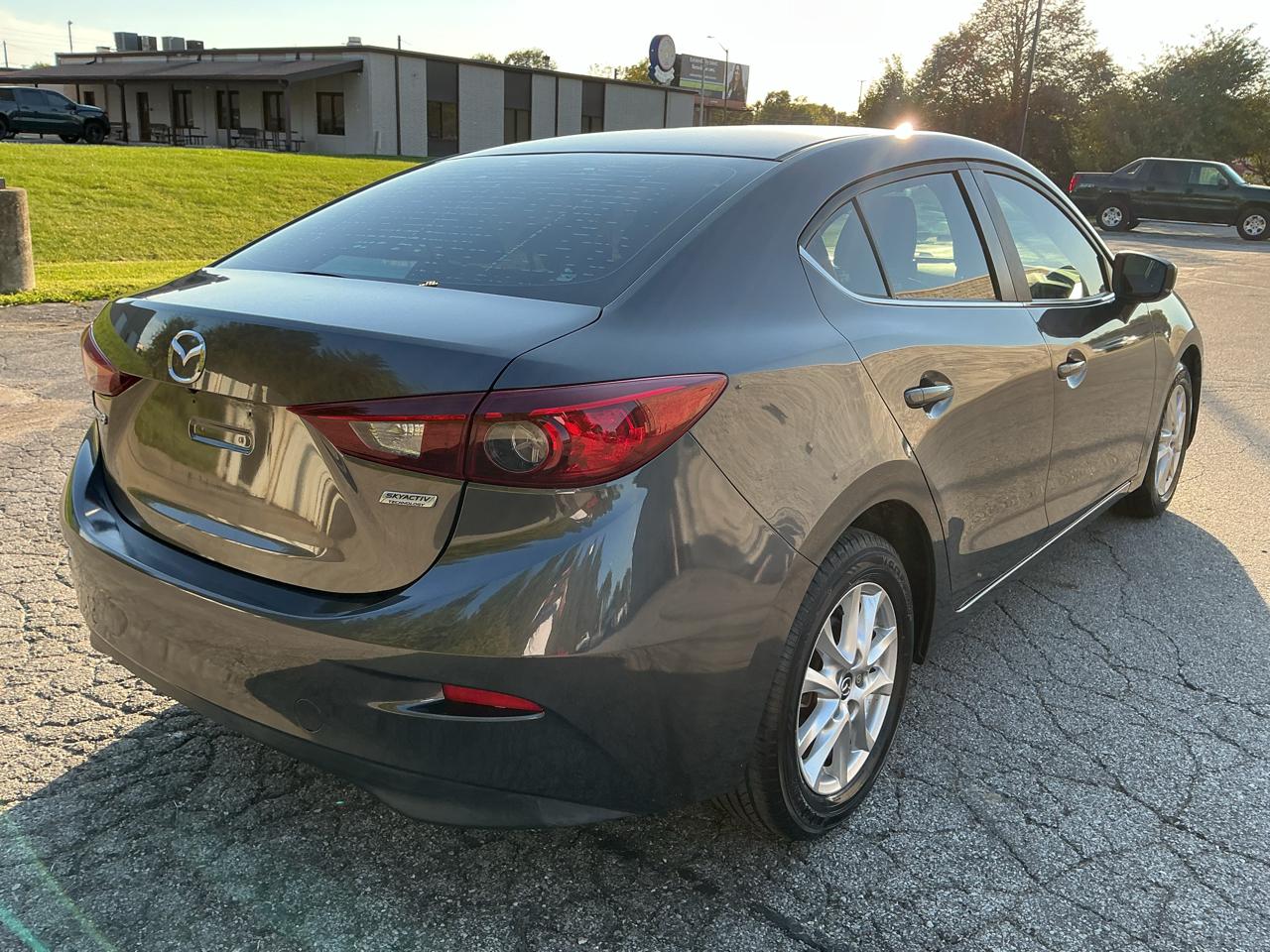Mazda MAZDA3 i Sport AT 4-Door 2017