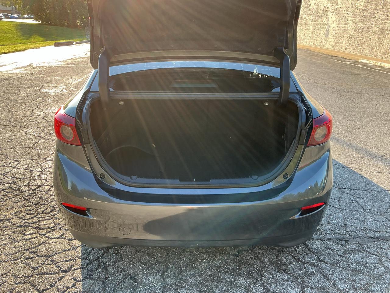 Mazda MAZDA3 i Sport AT 4-Door 2017