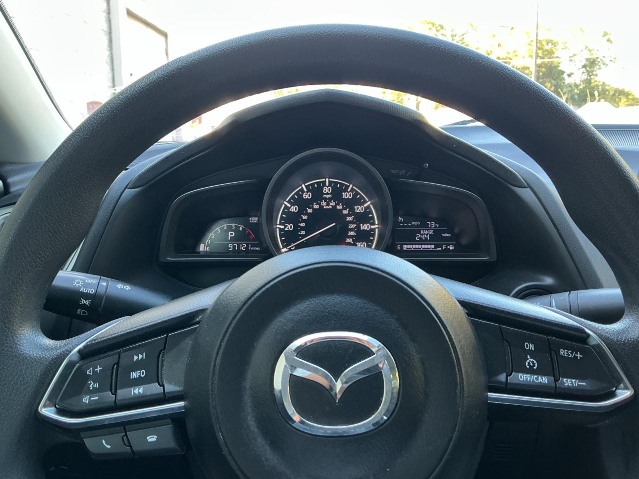 Mazda MAZDA3 i Sport AT 4-Door 2017