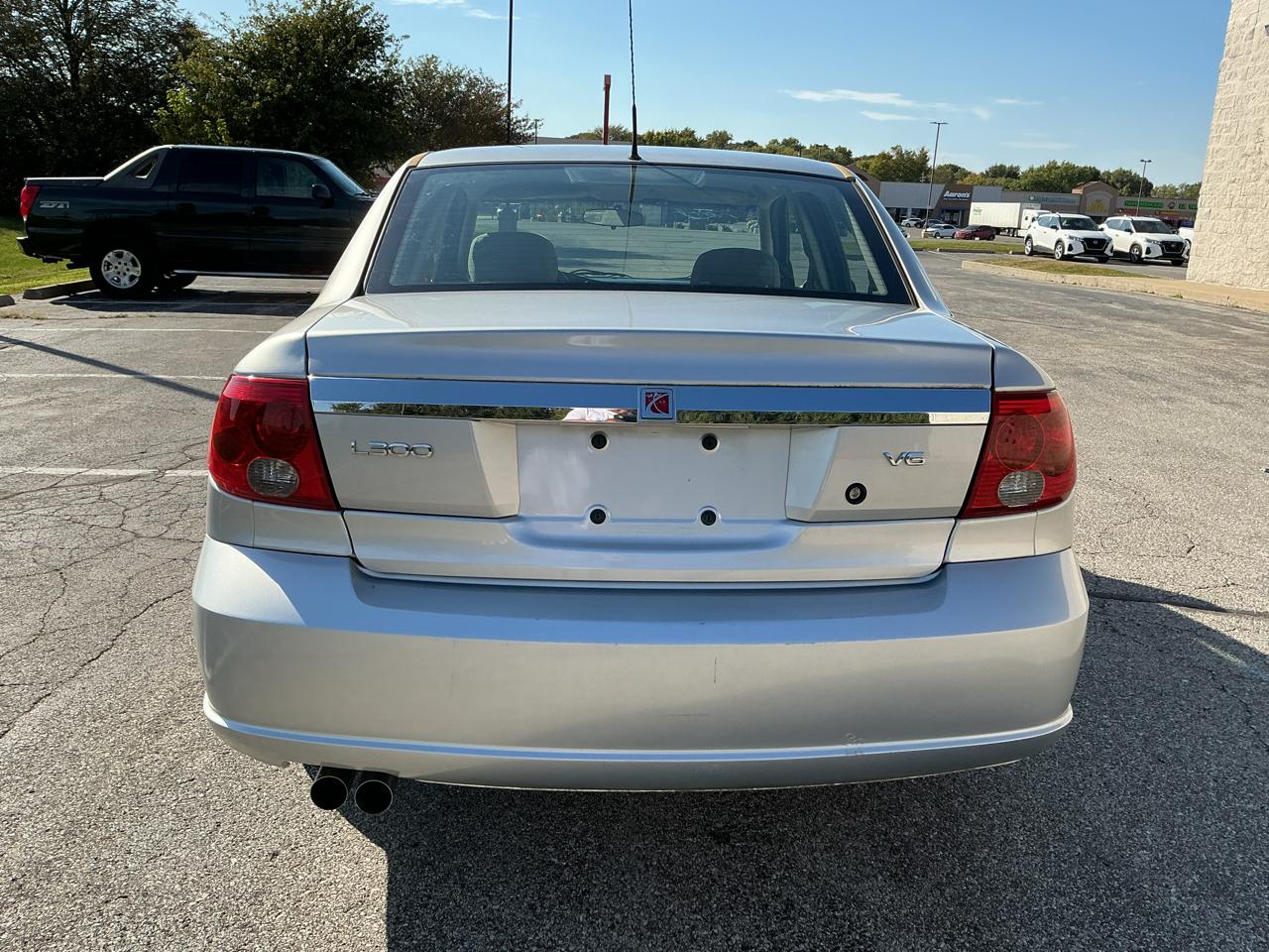 Saturn L-Series Sedan L300 2003
