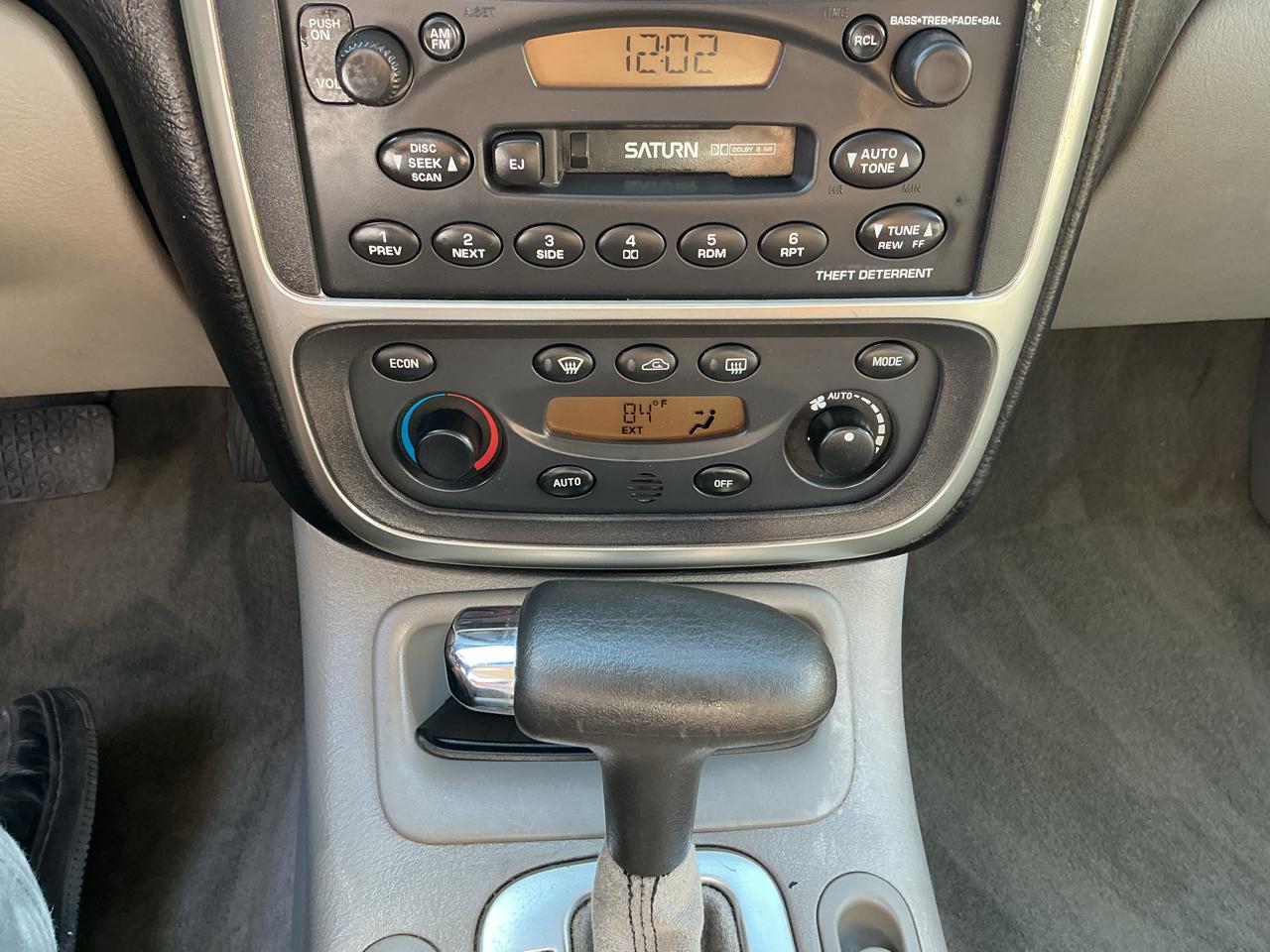 Saturn L-Series Sedan L300 2003