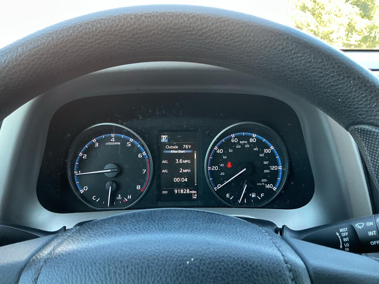 Toyota RAV4 LE FWD 2017