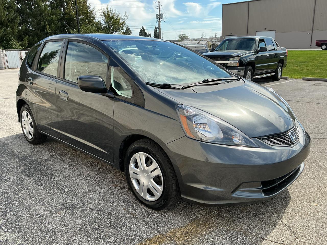 Honda Fit 5-Speed AT 2011