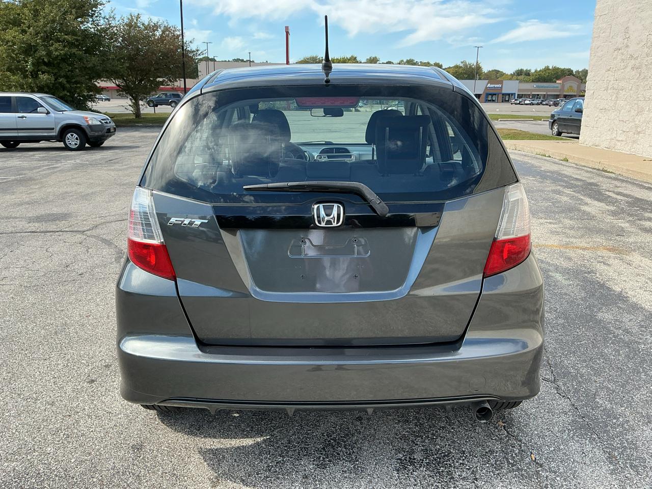 Honda Fit 5-Speed AT 2011