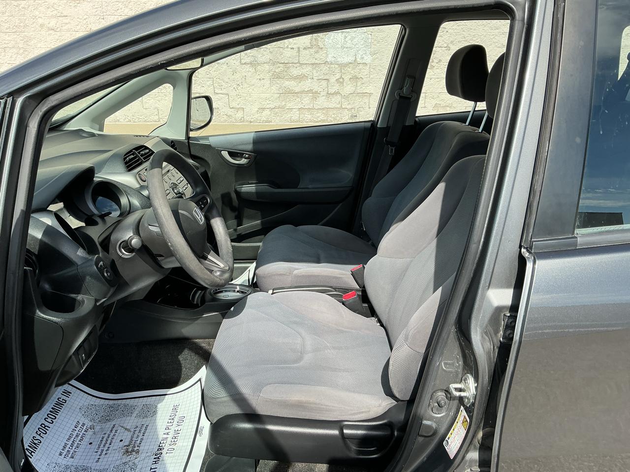 Honda Fit 5-Speed AT 2011