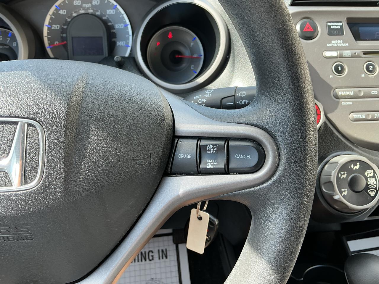 Honda Fit 5-Speed AT 2011