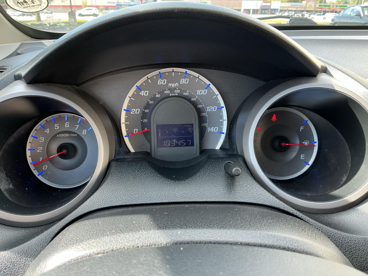 Honda Fit 5-Speed AT 2011