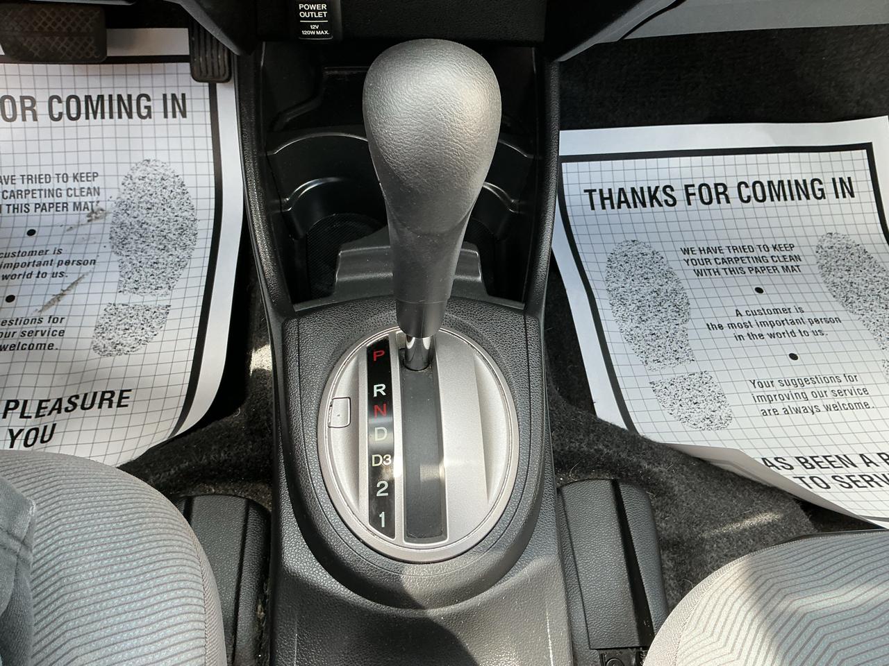 Honda Fit 5-Speed AT 2011