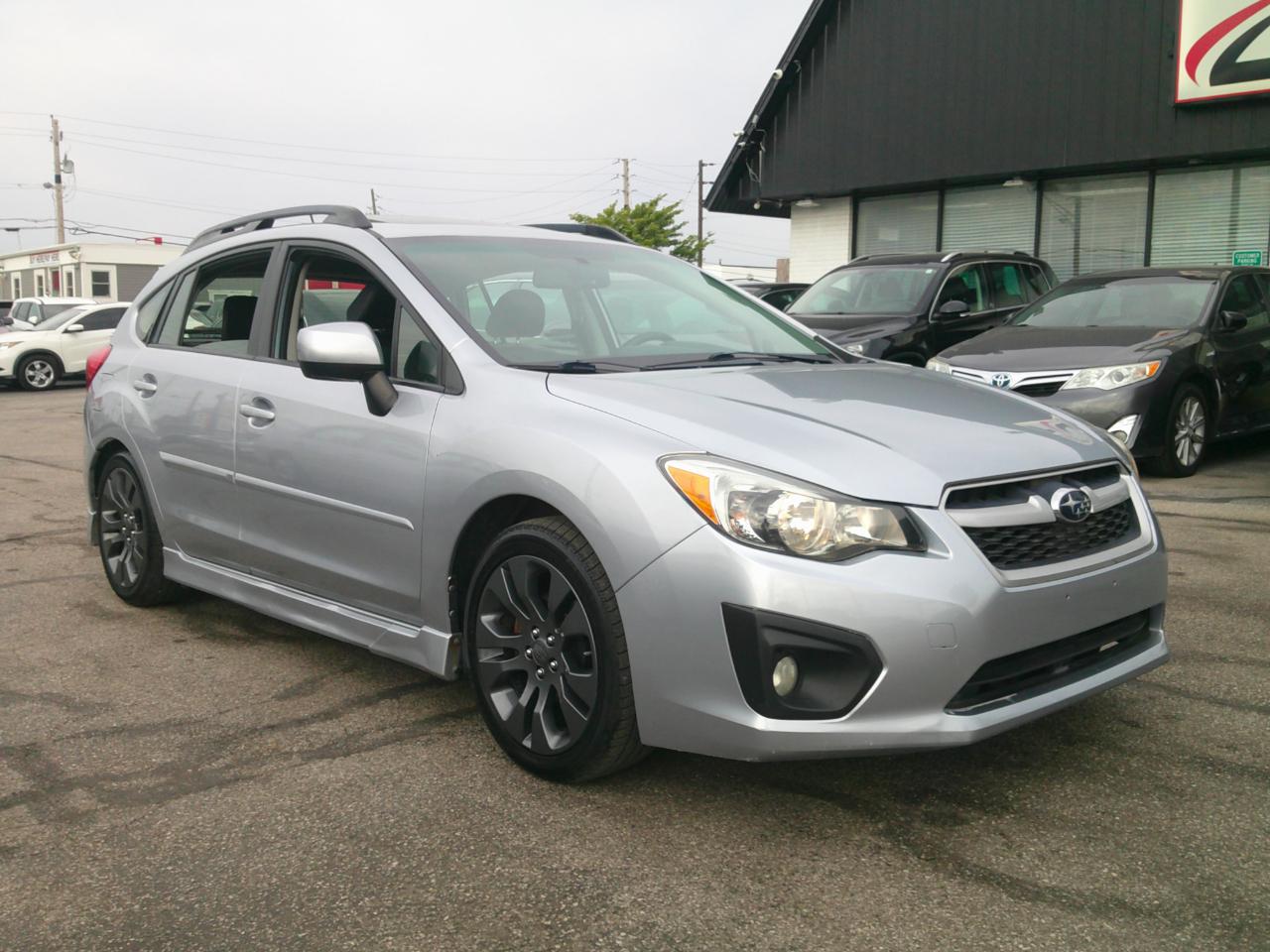 Subaru Impreza Sport 5-Door-Limited+S/R 2014