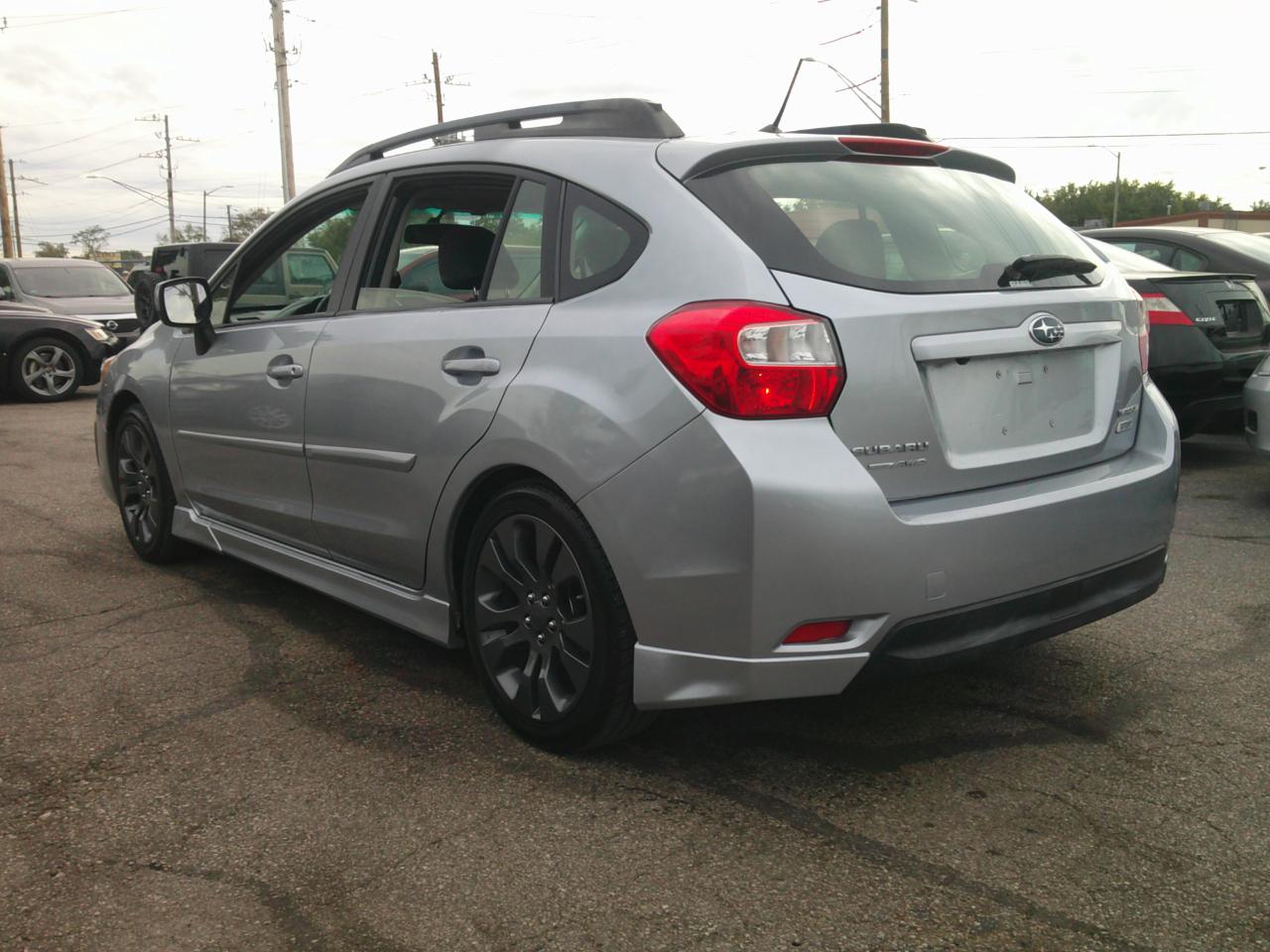 Subaru Impreza Sport 5-Door-Limited+S/R 2014