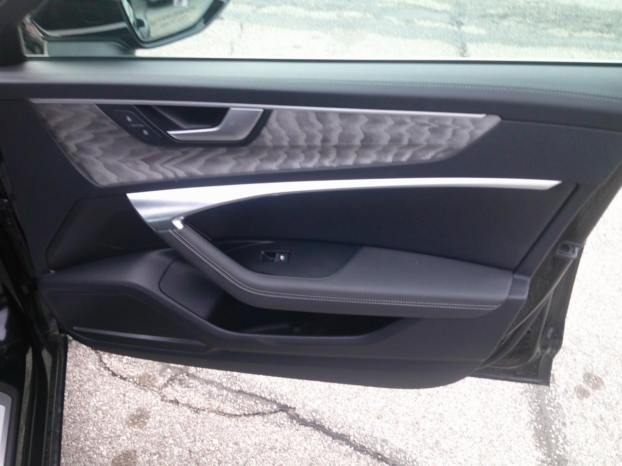 Audi A6 Premium Plus 45 TFSI quattro 2024