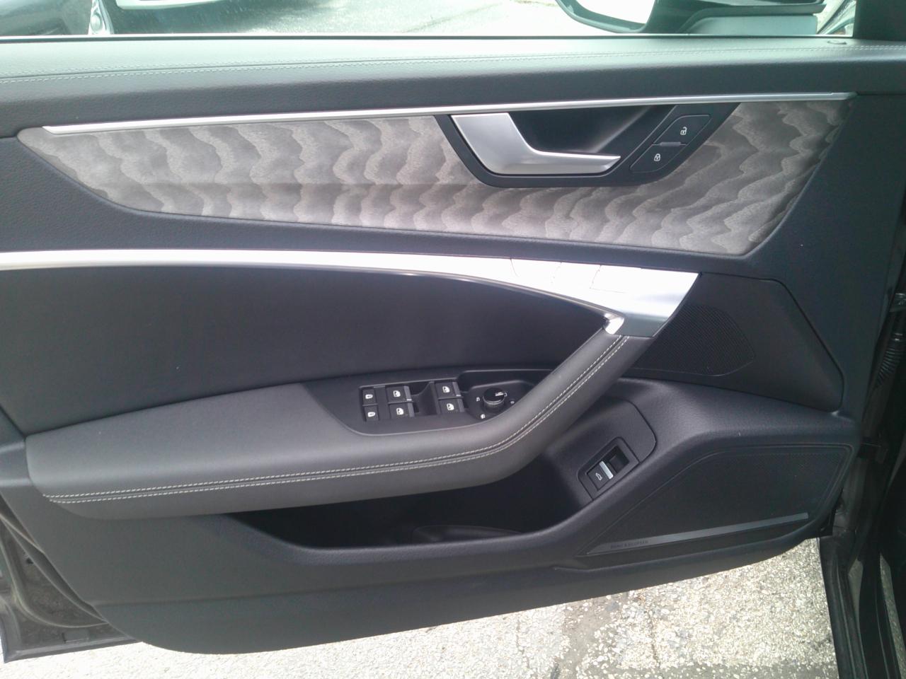Audi A6 Premium Plus 45 TFSI quattro 2024