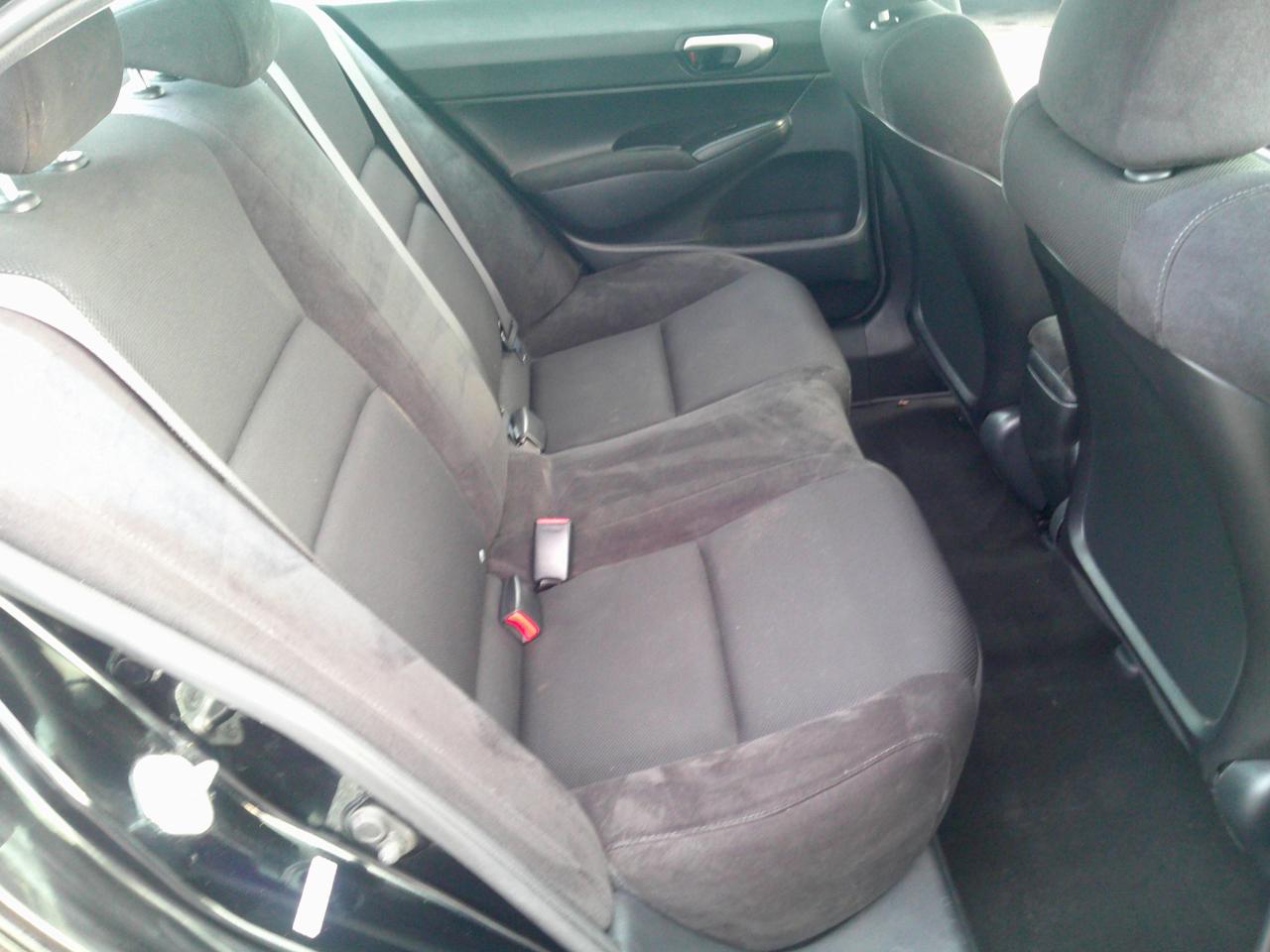 Honda Civic LX-S Sedan 5-Speed AT 2009